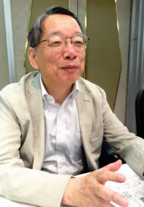 実情について語る寺井氏