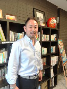 日々奔走する赤間理事長