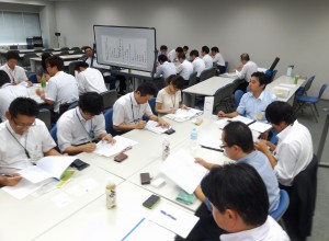 経産局職員と経営者で活発な意見交換が行われた交流会