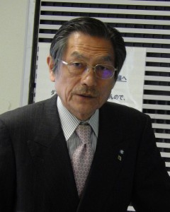 産業会館で講演した廣谷会長