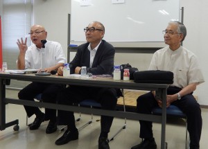 持論を展開する村山社長、中村会長、稲場会長（左から）
