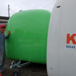 クロコアートが開発した丸型トレーラー