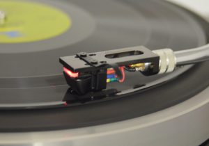 世界で唯一の光電式カートリッジ