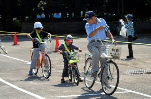 子どもたちを対象にした自転車の安全運転教室