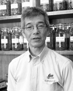 愛好家からプロに転じた石井代表