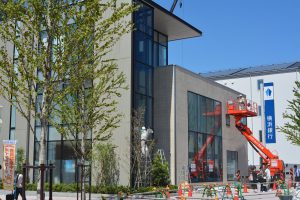 移設した海老名駅前支店(海老名市扇町)