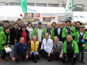 ブースを出展した東RCメンバーら