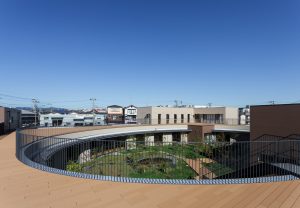 優秀賞に選ばれた「青い鳥」=相模原市・相模福祉村