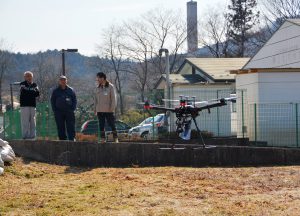 ドローンでサル追い払い