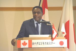 トロント市進出のメリットを語るトンプトン市議