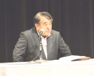 基調講演を行った寺島氏