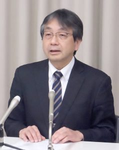 記者会見を開いた野元氏