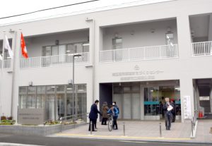 移転・新築した麻溝 まちづくりセンター・麻溝公民館
