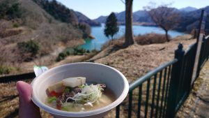 相模原で採れた野菜や在来大豆の味噌を使ったシカ汁